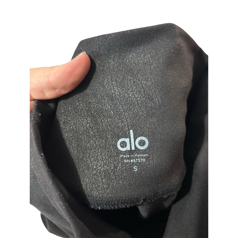 Alo Yoga High-Waist Moto Leggings S Black Glossy Quilted Mesh Activewear - Picture 8 of 8